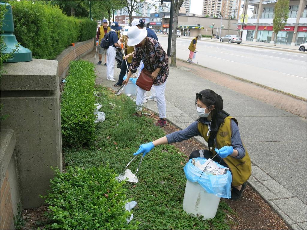 國慶掃街弭災疫 環保護生愛地球