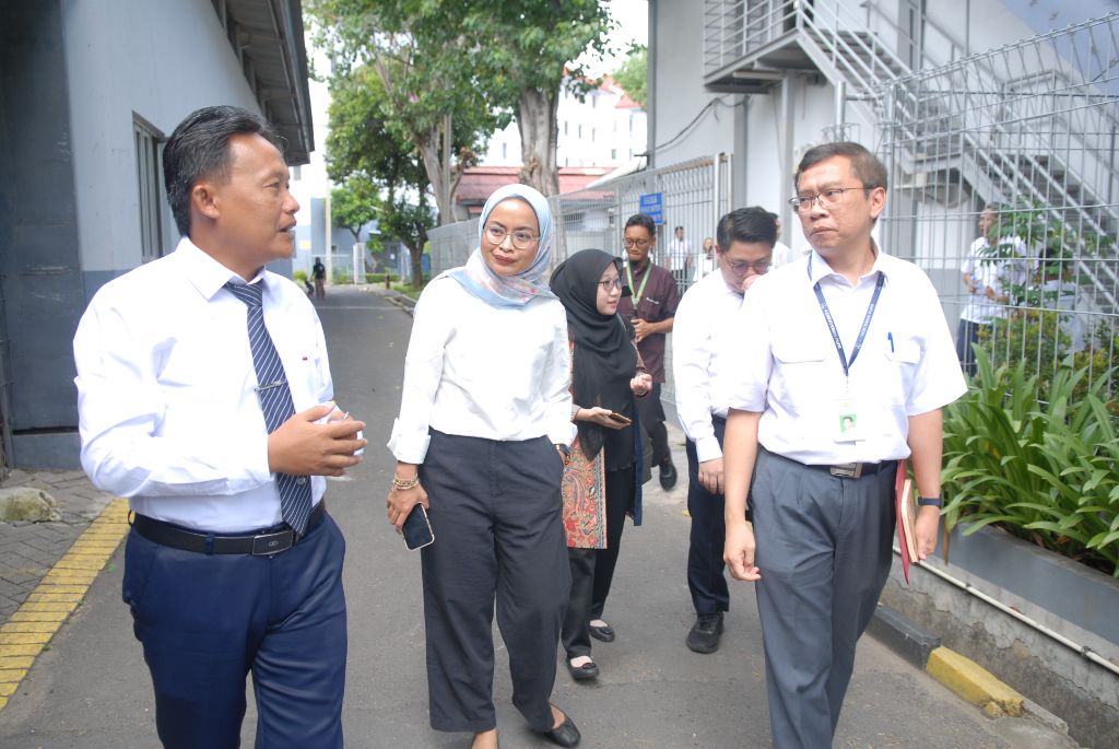 國家公共工程與民房部 參觀印尼大愛村